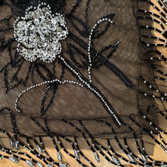 Black & Silver Beaded Sequin Mesh Pullover Capelet Collar Shawl - Picture 10 of 15